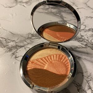 Becca cosmetics endless bronze & glow